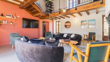 TV, fireplace, table football, ping pong