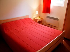 2 bedrooms