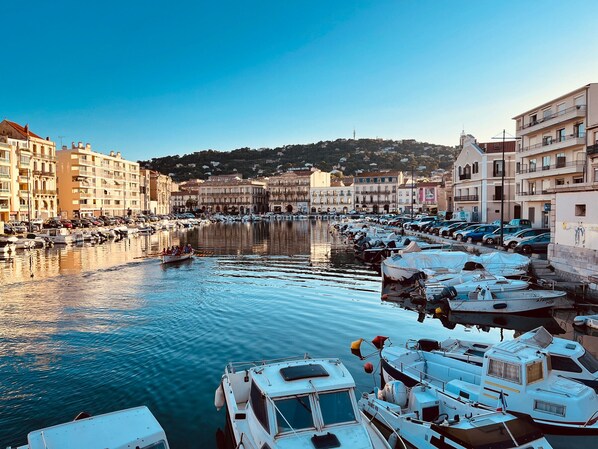 Marina