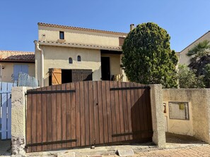 Exterior - House with garden and terrace, 3 bedrooms in Sète (Sète)