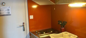 Studio cabin on the slopes, perfect for skiing and biking