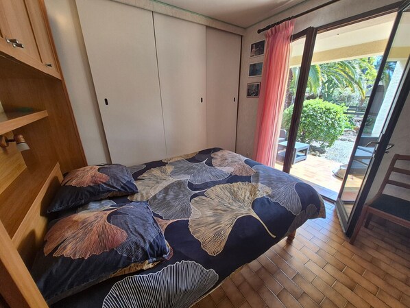 4 bedrooms - Air-conditioned villa with private pool and pets allowed (Saint-Génis-des-Fontaines)