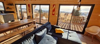 Modern chalet for 14 with private parking