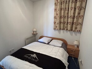 1 bedroom