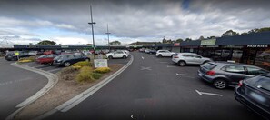 Aparcamiento en las instalaciones