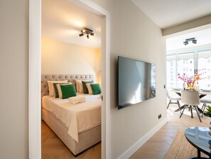 1 bedroom, free WiFi, bed sheets