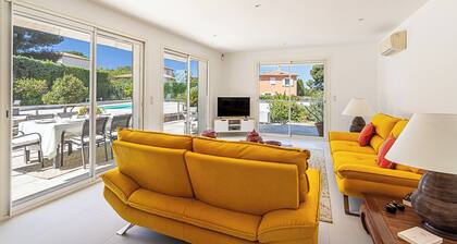 Villa proche de la mer avec piscine