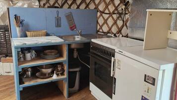 Een magnetron, een oven