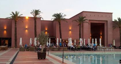 3 Bedroom Apartment on Golf Resort with Pool