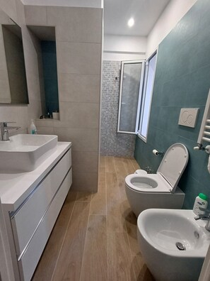 風筒、坐浴桶、提供毛巾、番梘