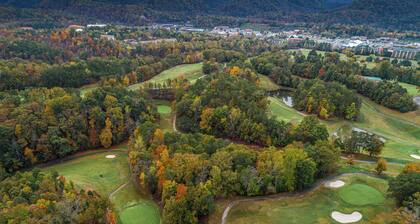 Near Dollywood・Pet Friendly・Sleeps 8, Pool, Grill