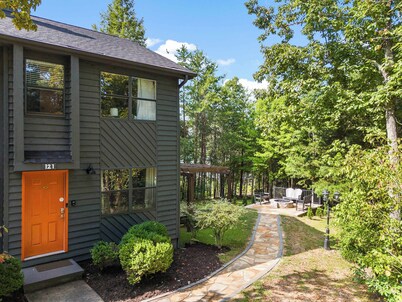 Near Dollywood Retreat | Pool, Grill, Pet-Friendly