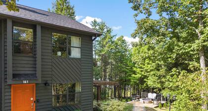 Near Dollywood Retreat | Pool, Grill, Pet-Friendly