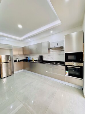 Microwave, oven, stovetop, dishwasher