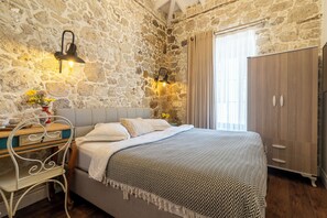 Comfort Room, Garden View