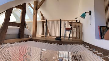 1 chambre, bureau, lit parapluie, Wi-Fi gratuit