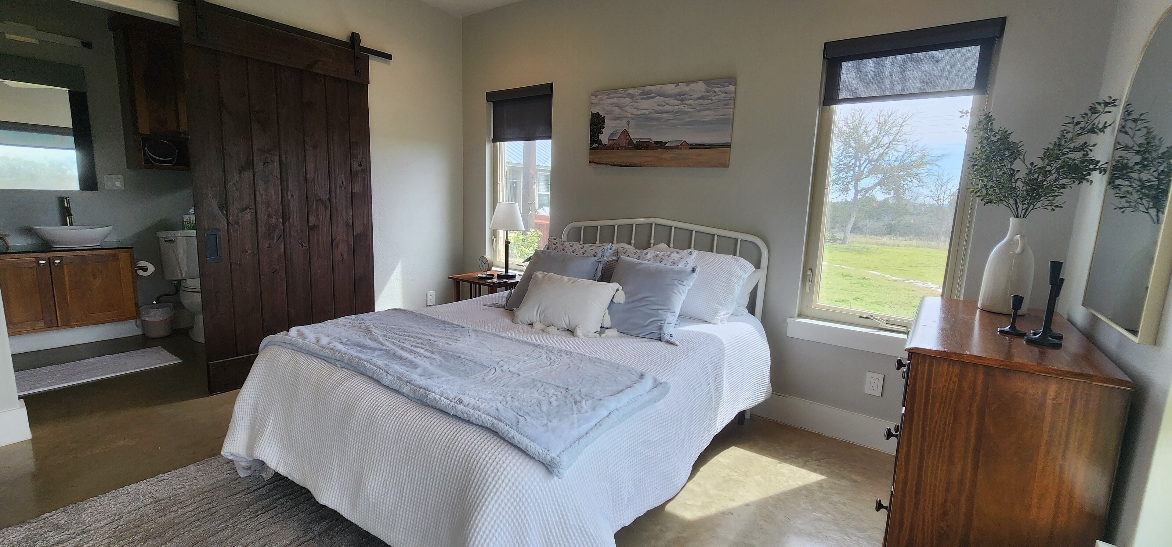 1 chambre, fer et planche à repasser, Wi-Fi, draps fournis