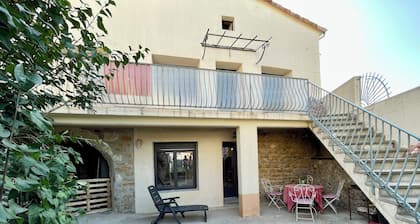 Charming new T2 apartment 2 minutes walk from the village center