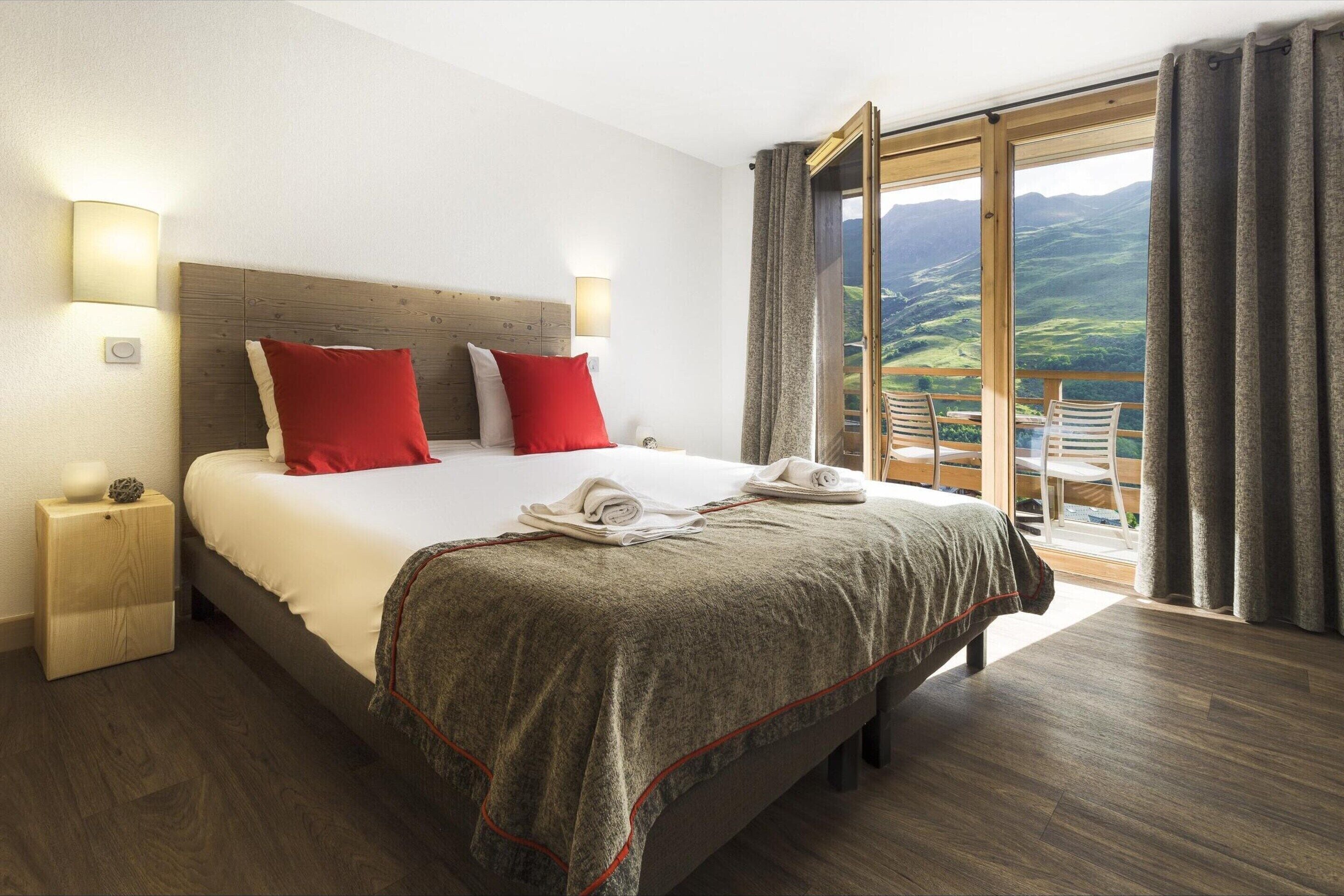 Apartment | 3 bedrooms, bed sheets