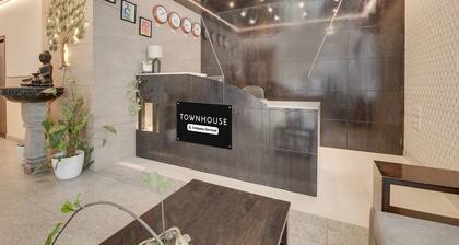 Cosy Stays at HBR Layout