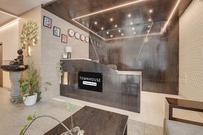 Cosy Stays at HBR Layout