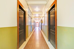 House | Interior - Mordern Bliss Stays Rishikesh Near Holy Ganges (Narendranagar)