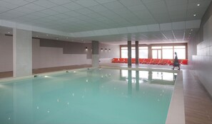 Apartment | Pool | Indoor pool, outdoor pool