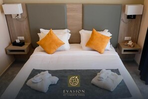 In-room safe, desk, blackout drapes, free WiFi - Liberté Hotels Oran (Oran)