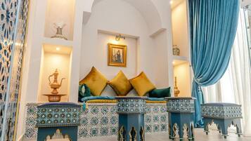 Couples treatment room(s), sauna, steam room, Swedish massages