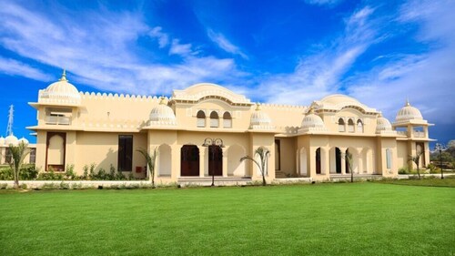 Hotel Raj Vilas The Palace