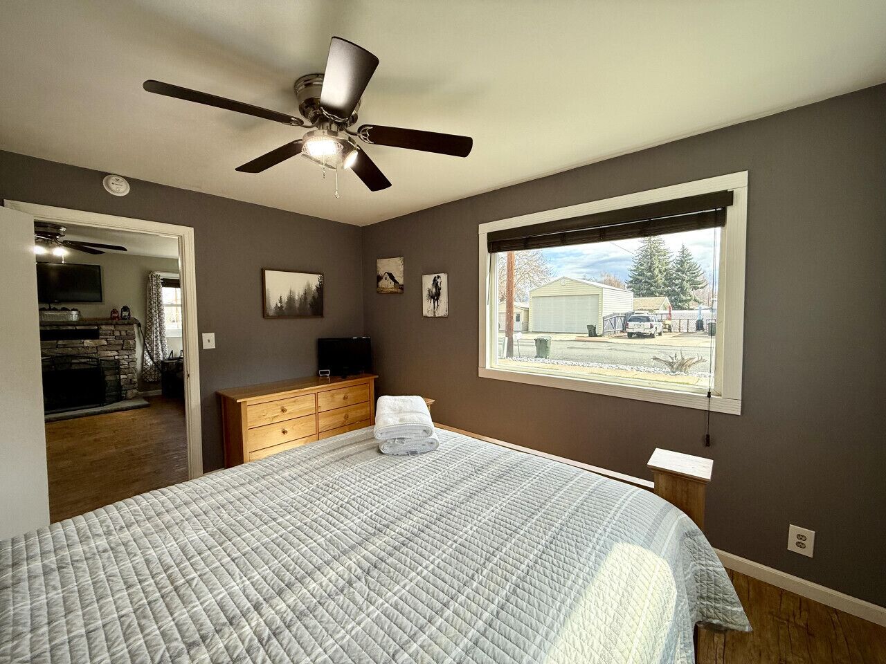 2 habitaciones, escritorio, cuna de viaje y wifi gratis 