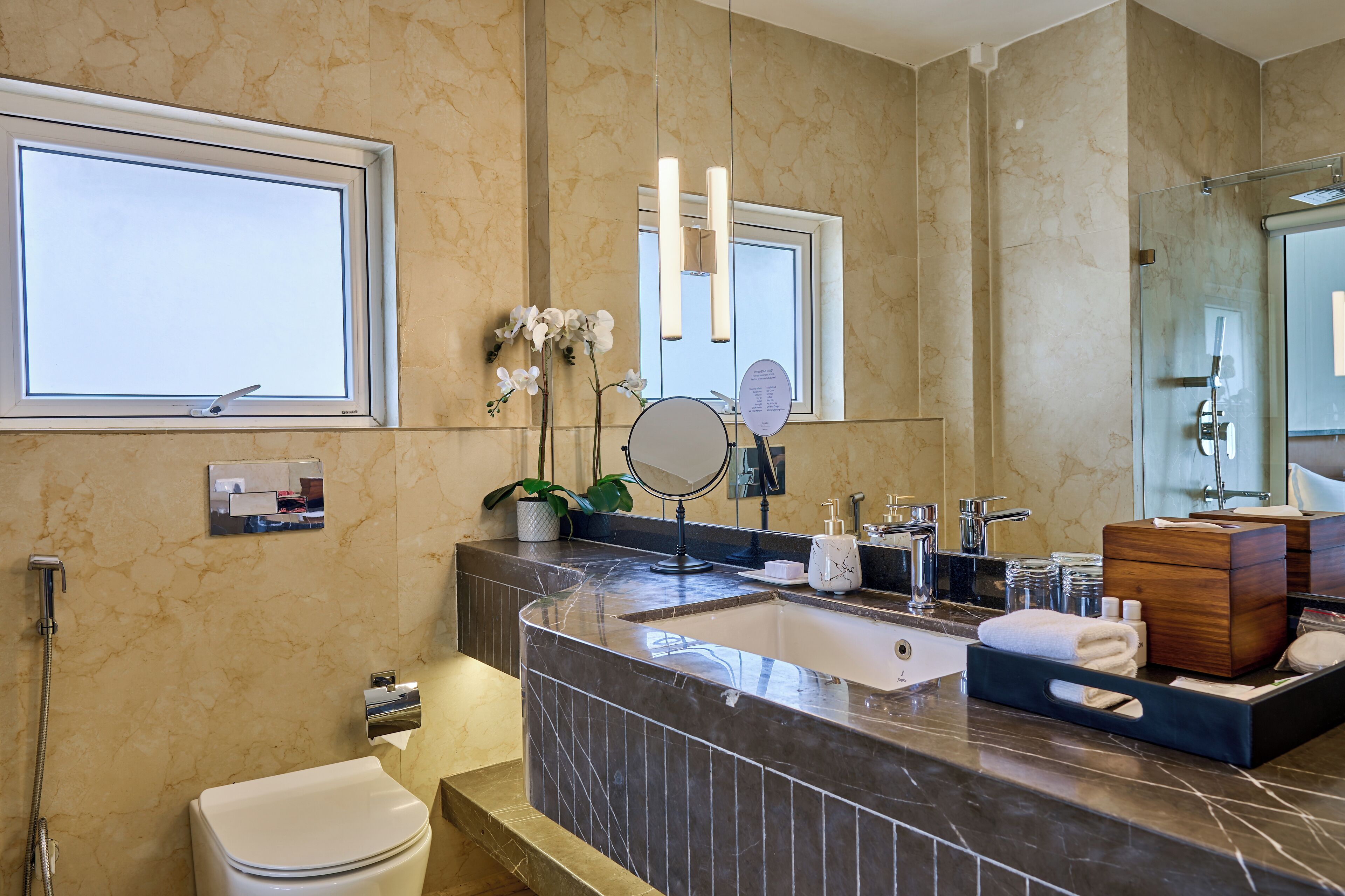 Suite – premier | Dusj på badet