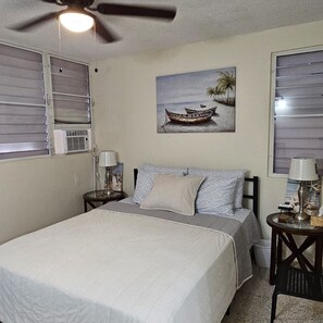 3 bedrooms, in-room safe, desk, iron/ironing board