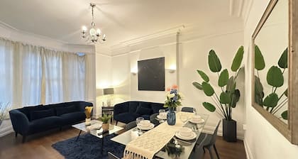 Family House Near Nobu Hotel