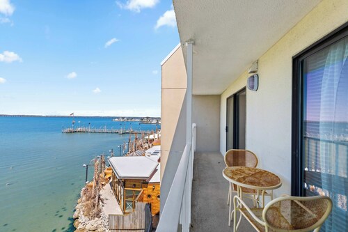 Wight Bay North 446 S