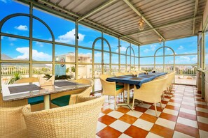 تناول الطعام