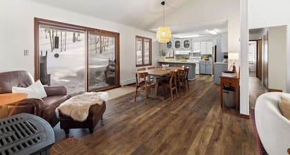 Scenic Escape Kayaks Game Room on M22