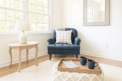 Charming & Spacious 4 BR w/ Private Backyard in lovely Summerville