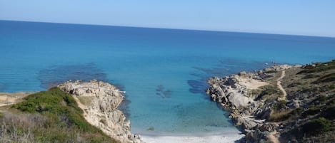 Sun-loungers, beach towels
