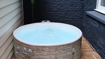 Bubbelpool utomhus