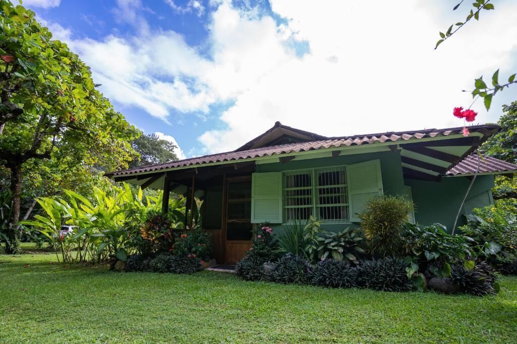 客房, 3 间卧室, 露台, 花园景观 | 客房内保险箱、免费 WiFi