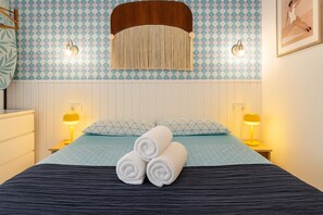 1 chambre, bureau, fer et planche à repasser, Wi-Fi