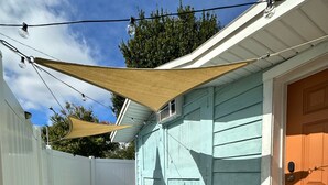 Exterior detail - Charming bungalow studio between the beach and downtown in welcoming St. Pete (St. Petersburg)