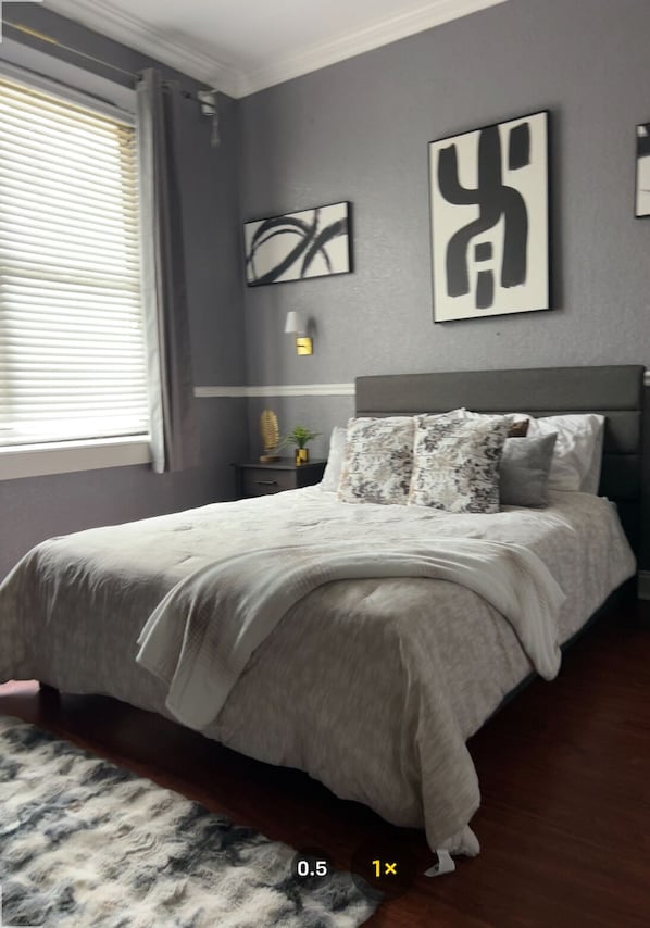 1 habitación, tabla de planchar con plancha, wifi y ropa de cama