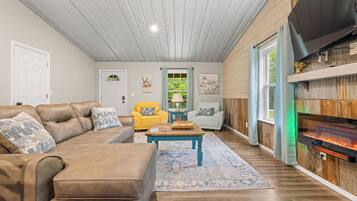 Télévision, cheminée