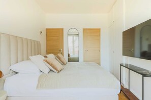 1 bedroom, laptop workspace, bed sheets - Charming Flat -1br-4p- Paris 17e (Paris)