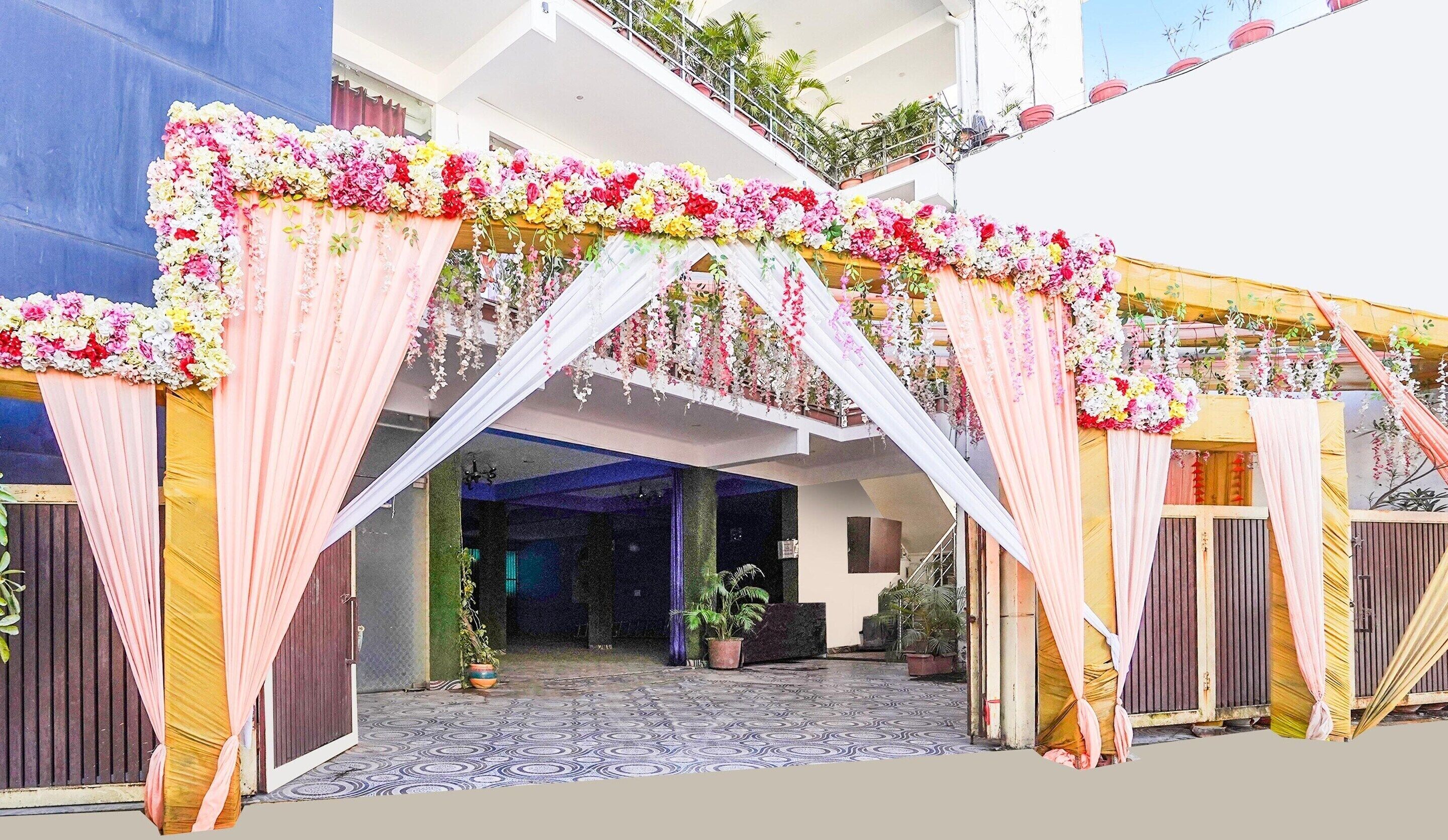 House | Meja sambut tetamu