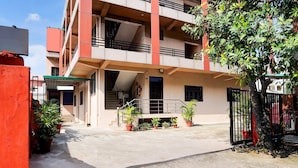 Rumah | Resepsionis