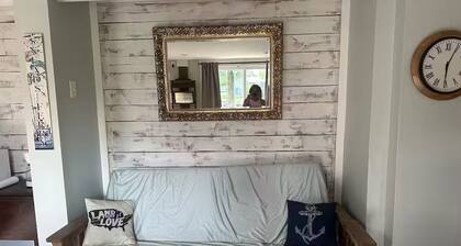 Sittin’ on the dock of the Bay