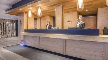 Apartemen | Resepsionis